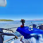 Beachfront By Dadovillas Вилла