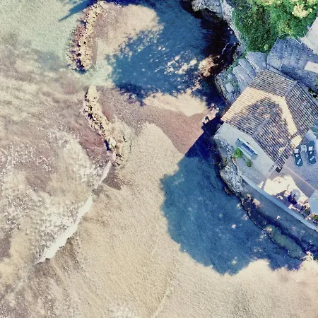 ヴィラ Beachfront By Dadovillas Apraos