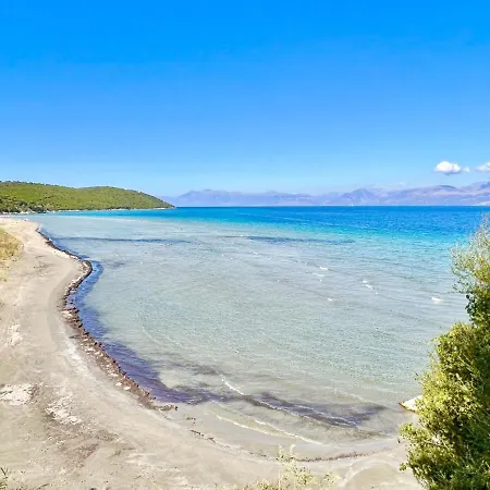 ヴィラ Beachfront By Dadovillas